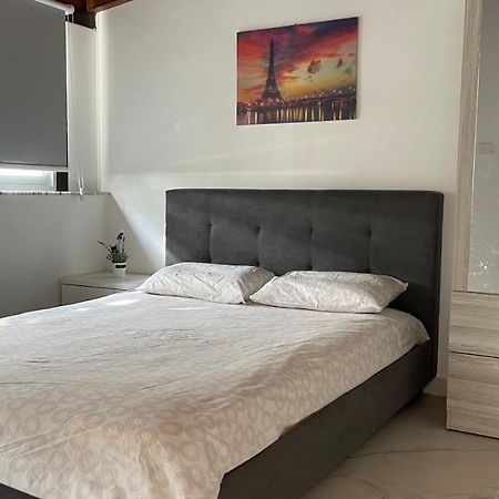 Beachfront Villa - Dasaki Larnaca Esterno foto